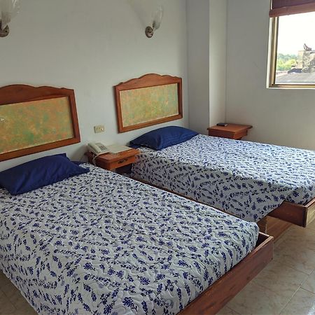 Hotel Armont Calarcá 外观 照片