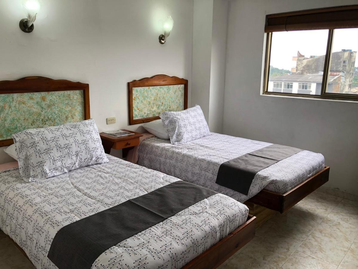 Hotel Armont Calarcá 外观 照片