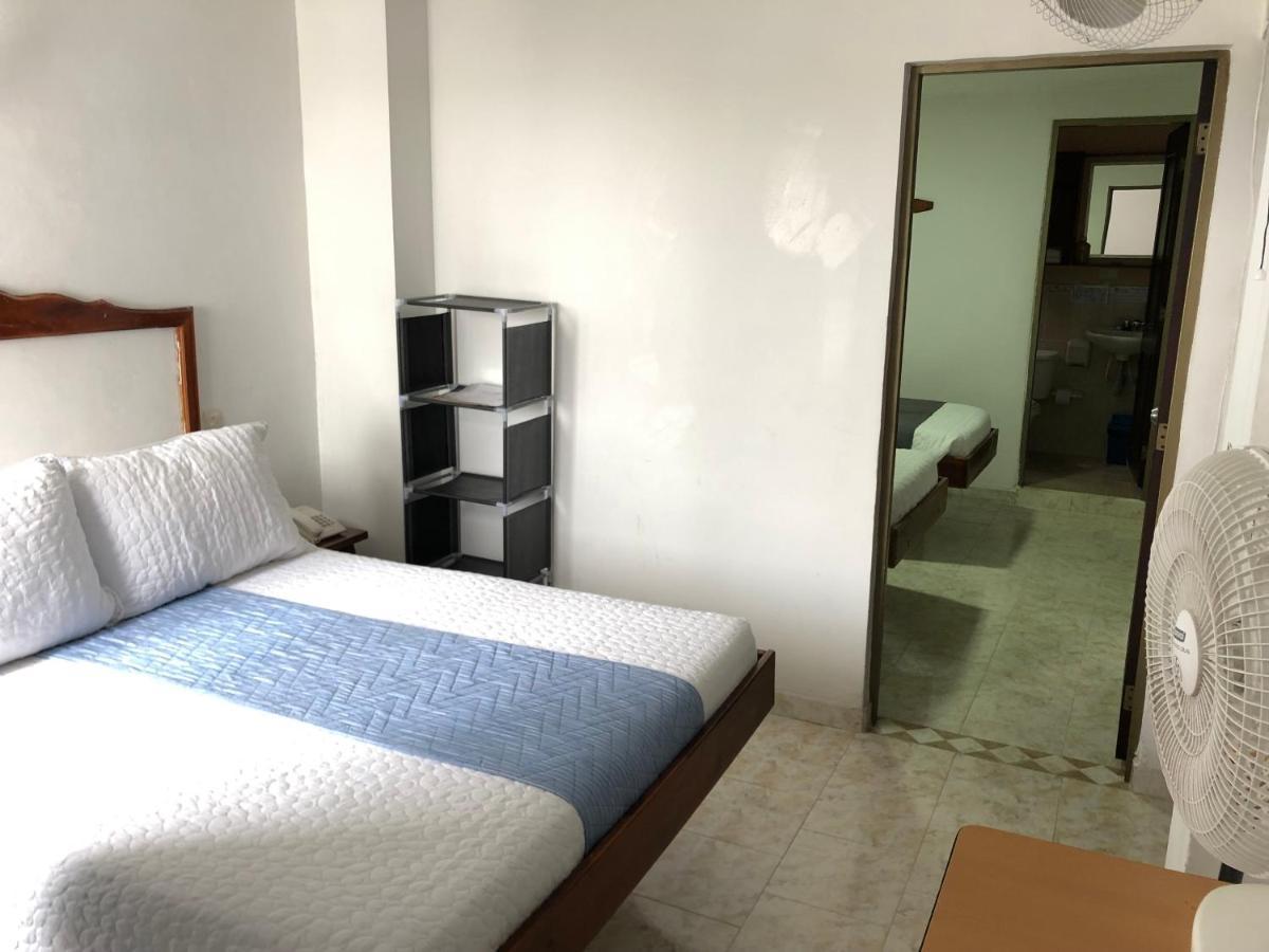 Hotel Armont Calarcá 外观 照片