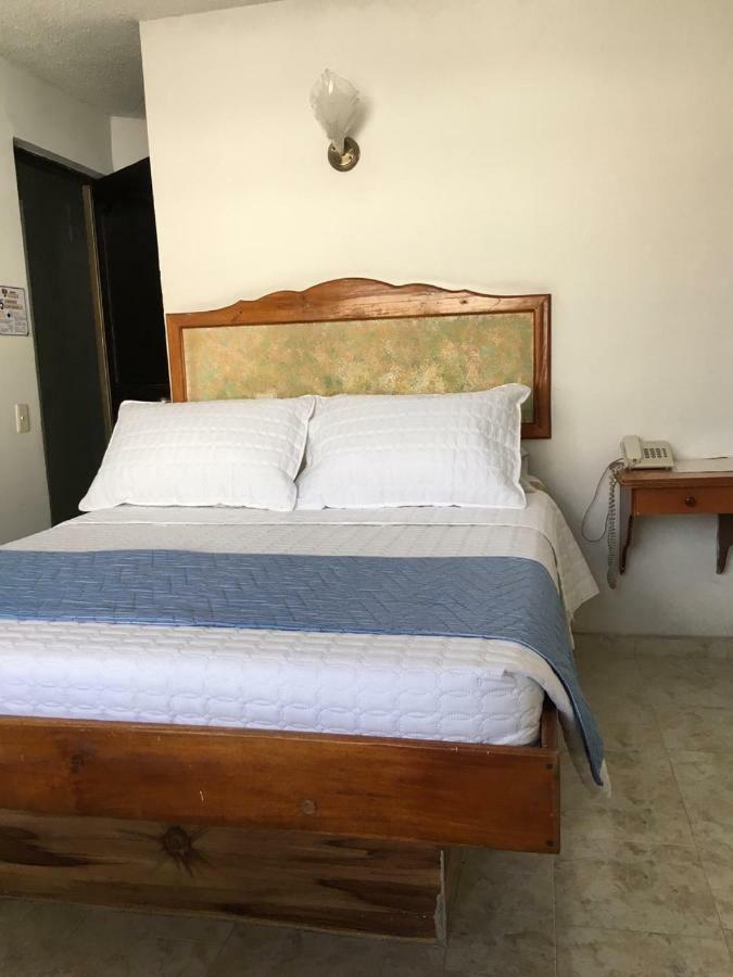 Hotel Armont Calarcá 外观 照片